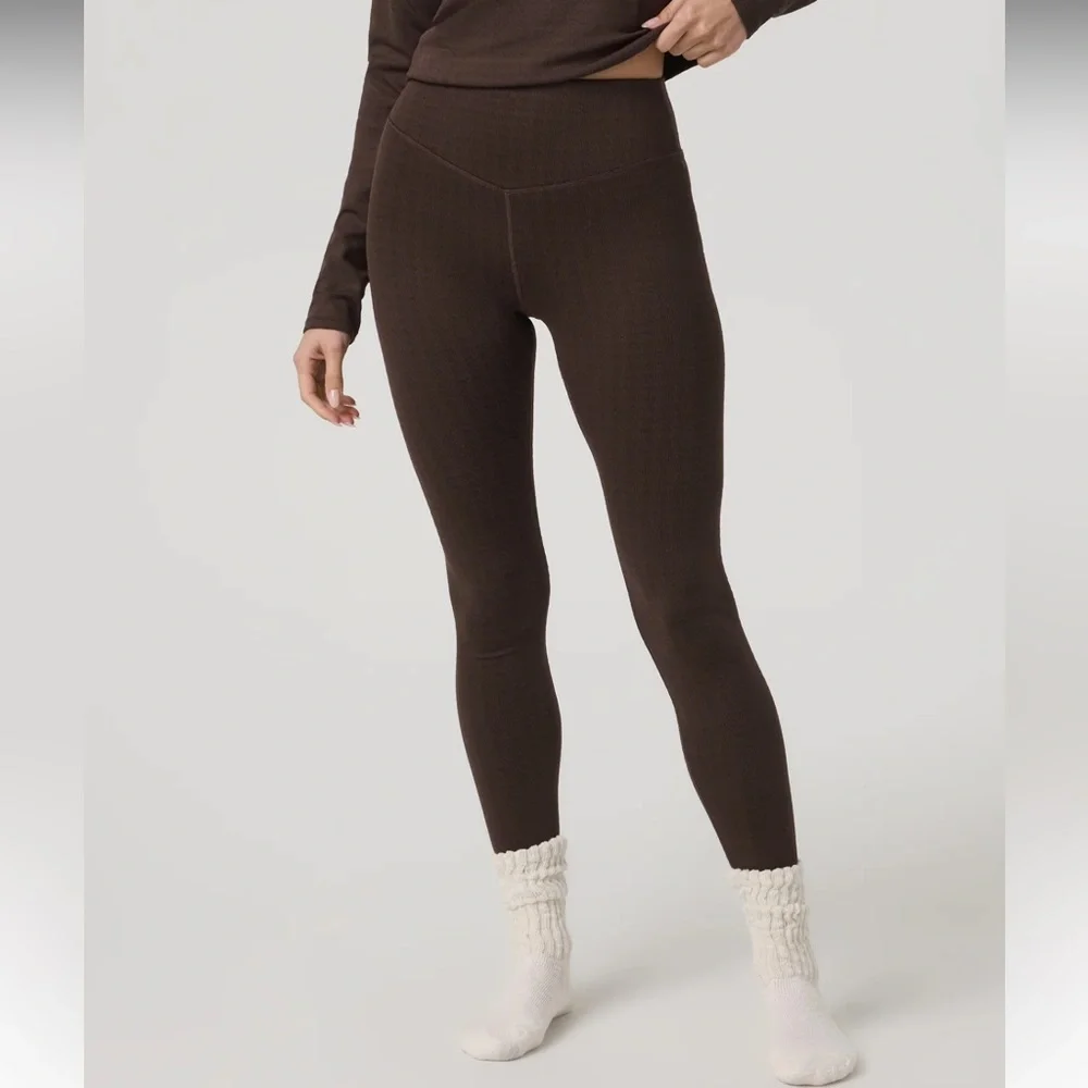 VUORI Textured Chilled Out Legging JAVA BROWN SIZE MEDIUM NWT - Picture 2 of 7
